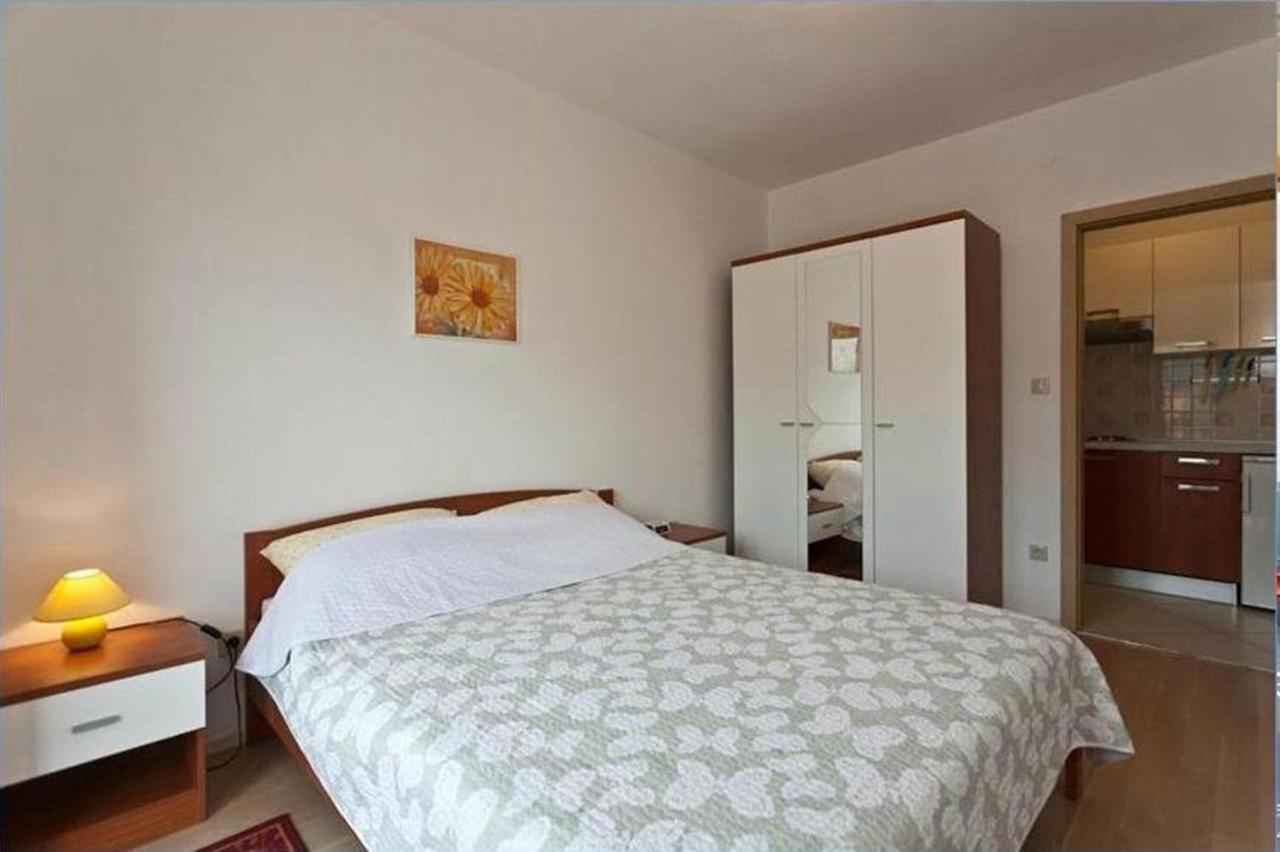Apartmani Roic Stari Grad  Luaran gambar