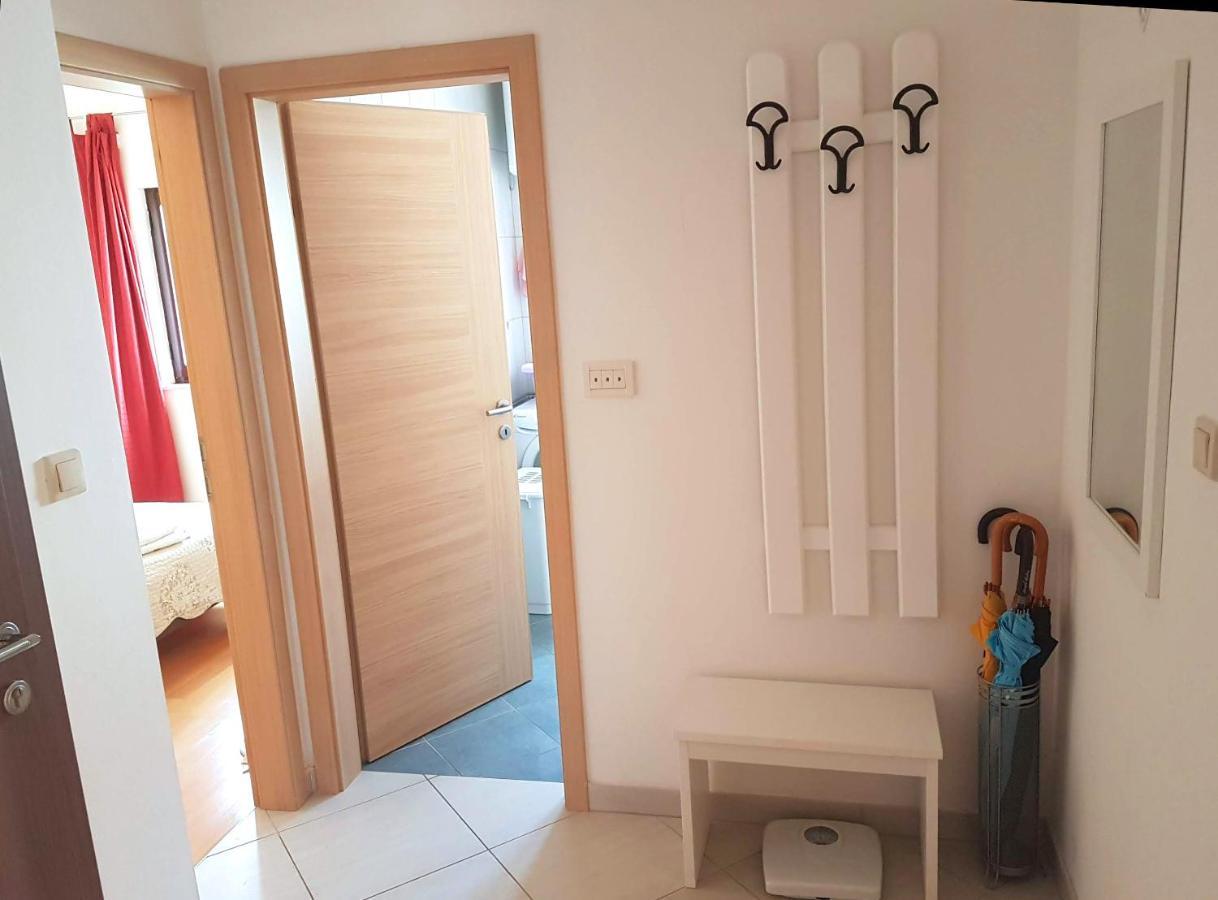Apartmani Roic Stari Grad  Luaran gambar
