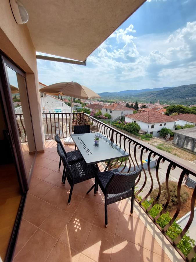Apartmani Roic Stari Grad  Luaran gambar